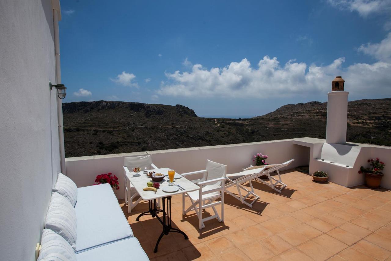 Kýthira Nostos Guesthouse מראה חיצוני תמונה