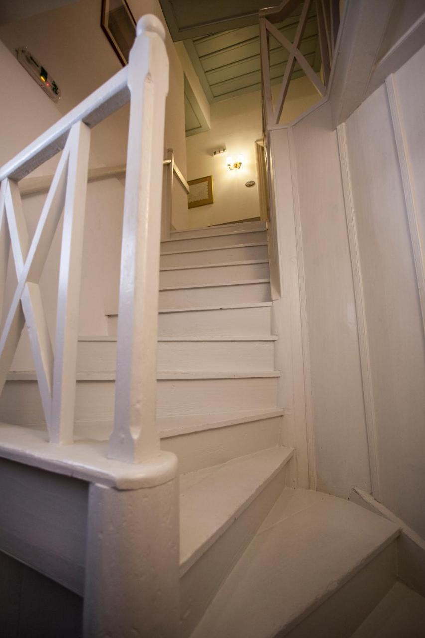 Kýthira Nostos Guesthouse מראה חיצוני תמונה